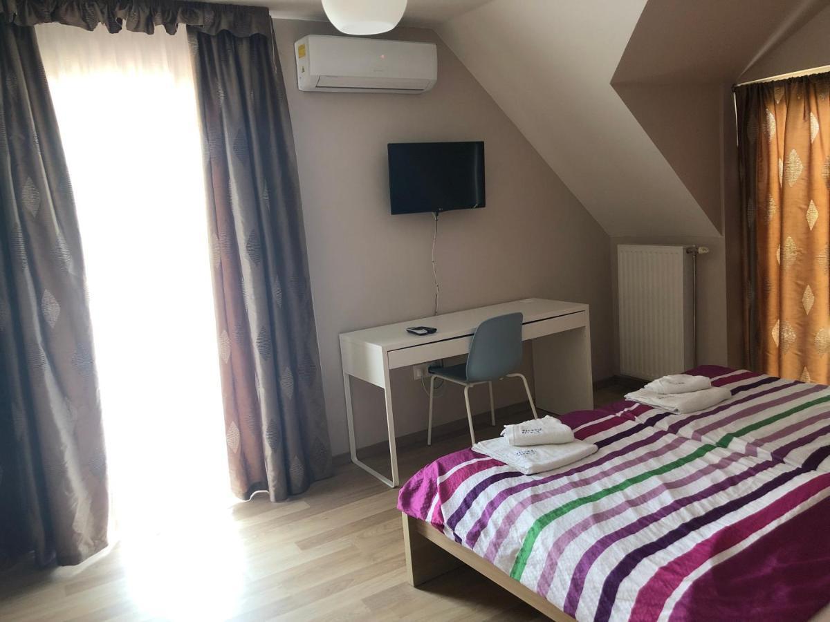 Oazis Panzio Bed & Breakfast Gyenesdiás Екстериор снимка